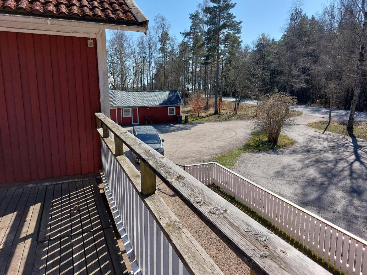 Alingsås Flora Dekor Gaestgard, Lenagarden旅馆 外观 照片
