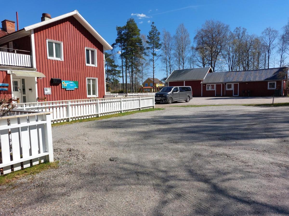 Alingsås Flora Dekor Gaestgard, Lenagarden旅馆 外观 照片